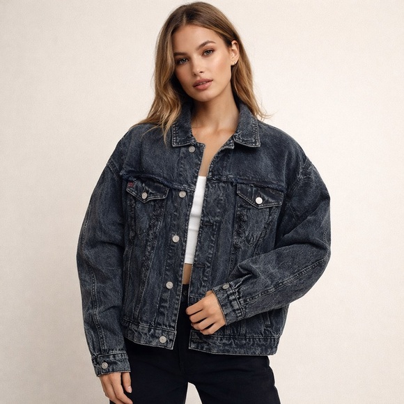 BDG Jackets & Blazers - BDG Urban Outfitters Cropped Denim‎ Jacket • Women's Small